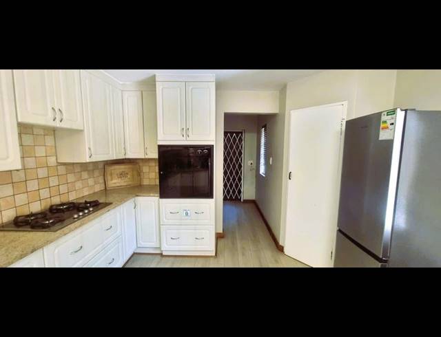 5 BEDROOM HOUSE FOR SALE IN ZWARTKOP